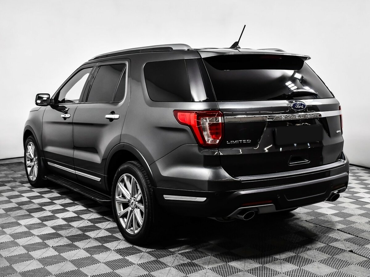 Купить Ford Explorer с пробегом. Фото: #6