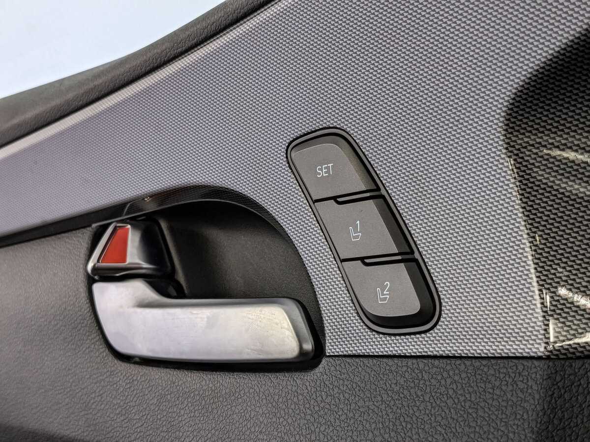 Купить Hyundai Santa Fe с пробегом. Фото: #22