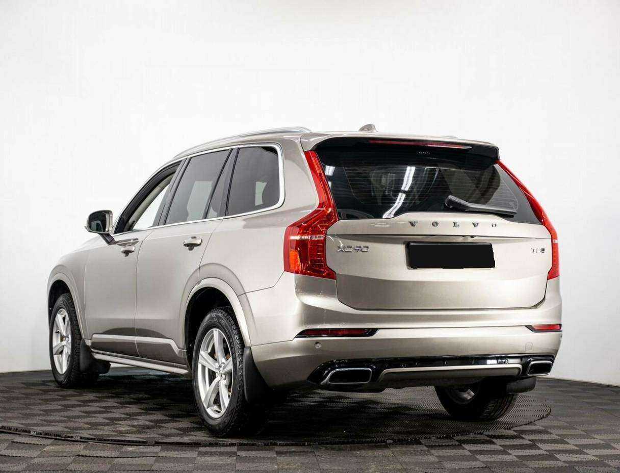 Купить Volvo XC90 с пробегом. Фото: #3