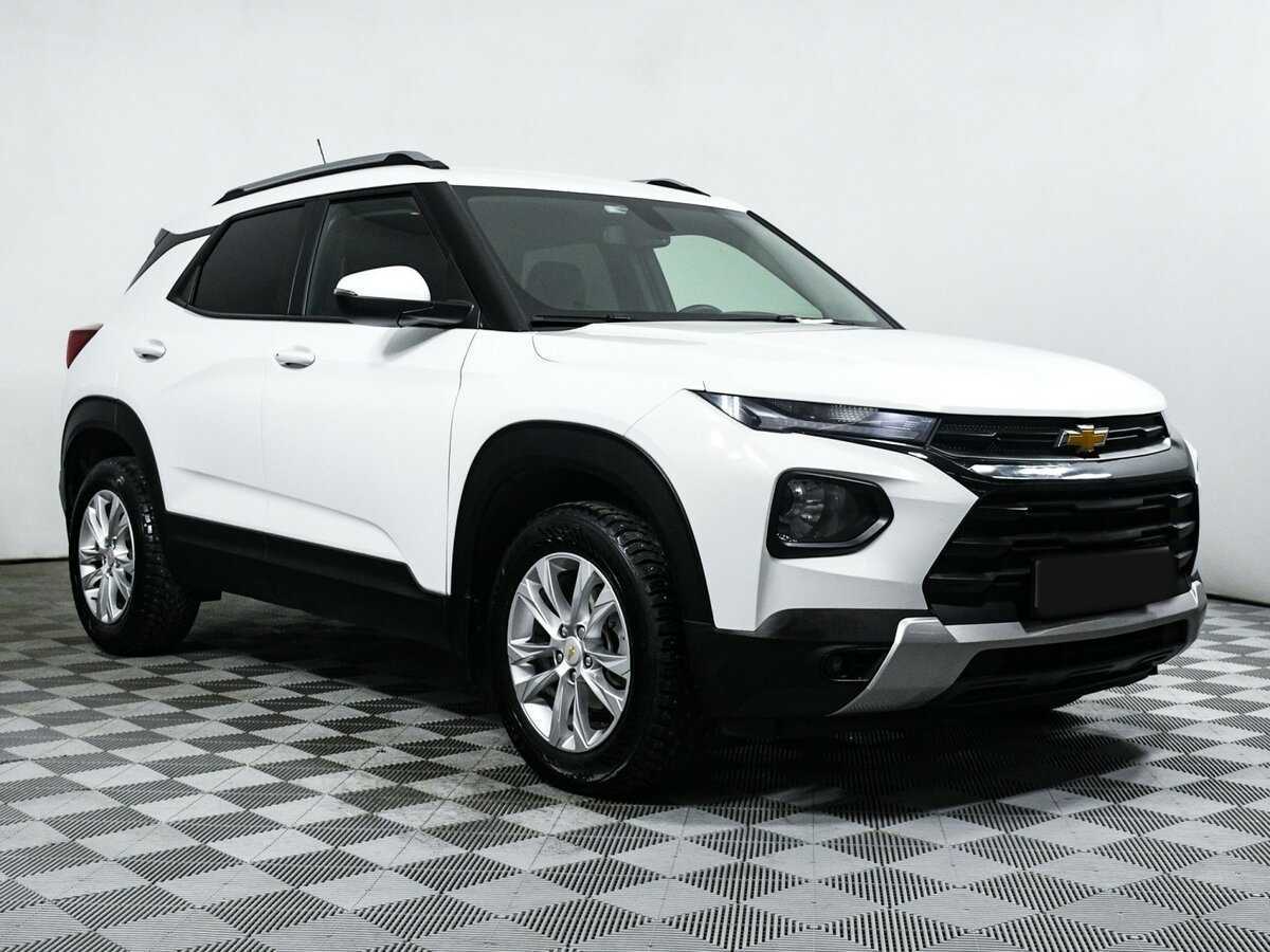 Купить Chevrolet TrailBlazer с пробегом. Фото: #2