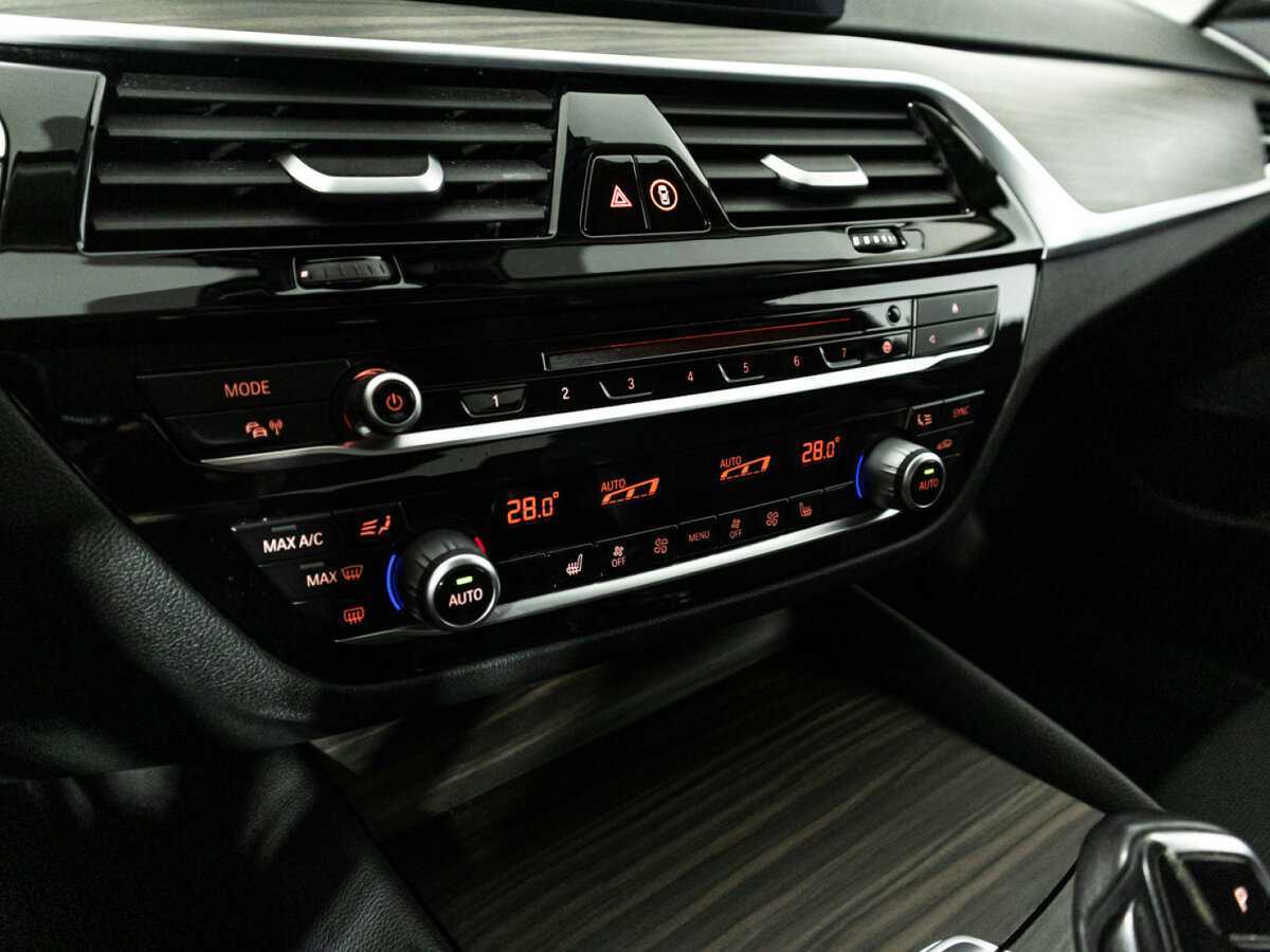 Купить BMW 5 серии с пробегом. Фото: #23