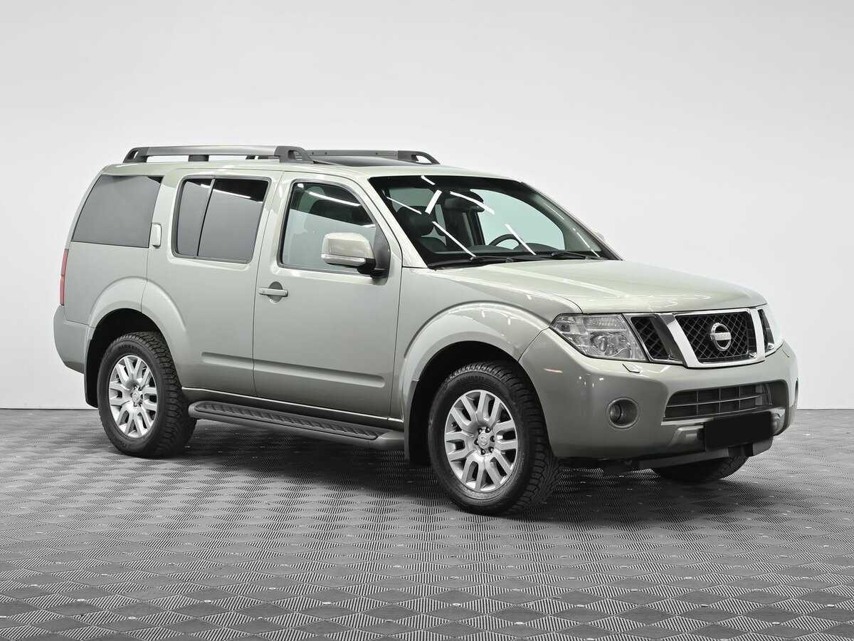 Купить Nissan Pathfinder с пробегом. Фото: #1