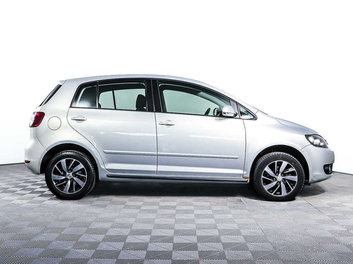 Купить Volkswagen Golf Plus с пробегом. Фото: #3