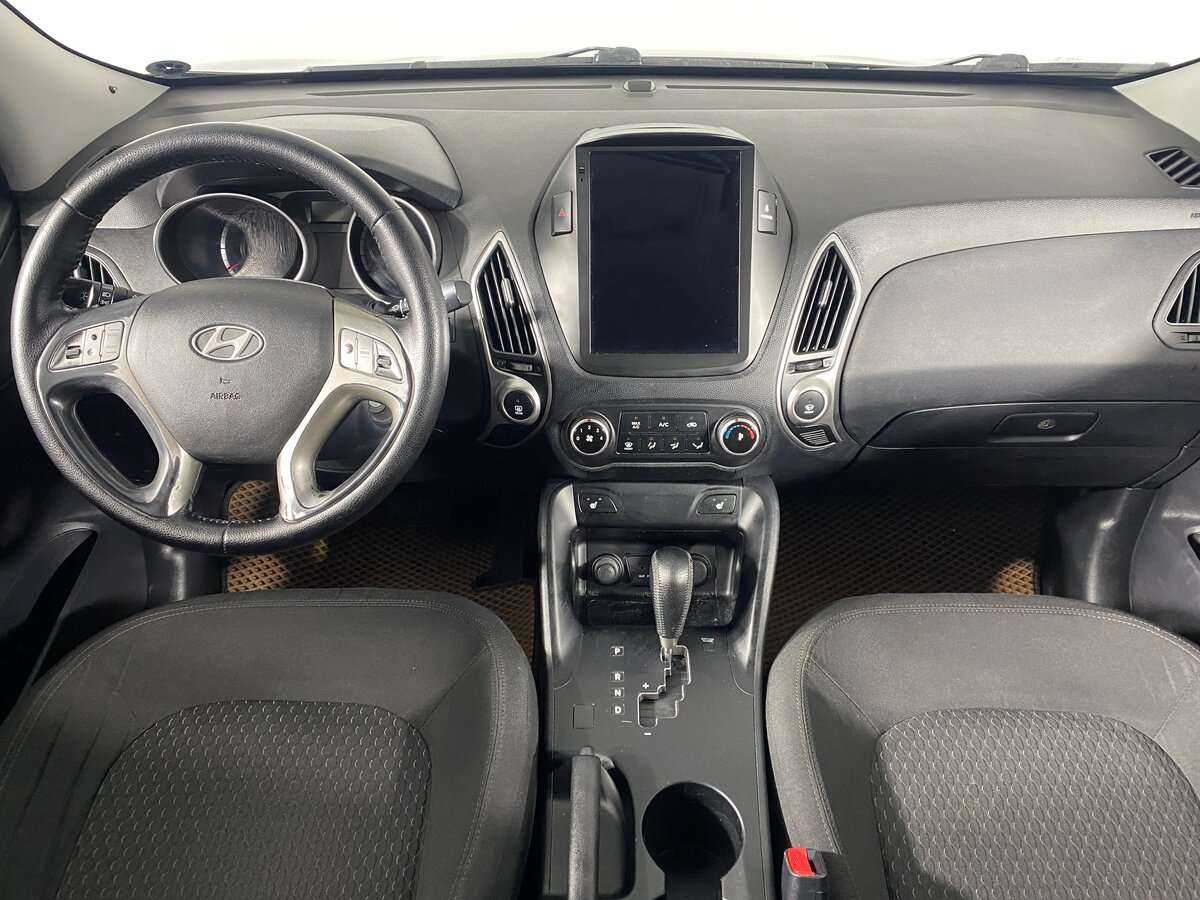 Купить Hyundai ix35 с пробегом. Фото: #12