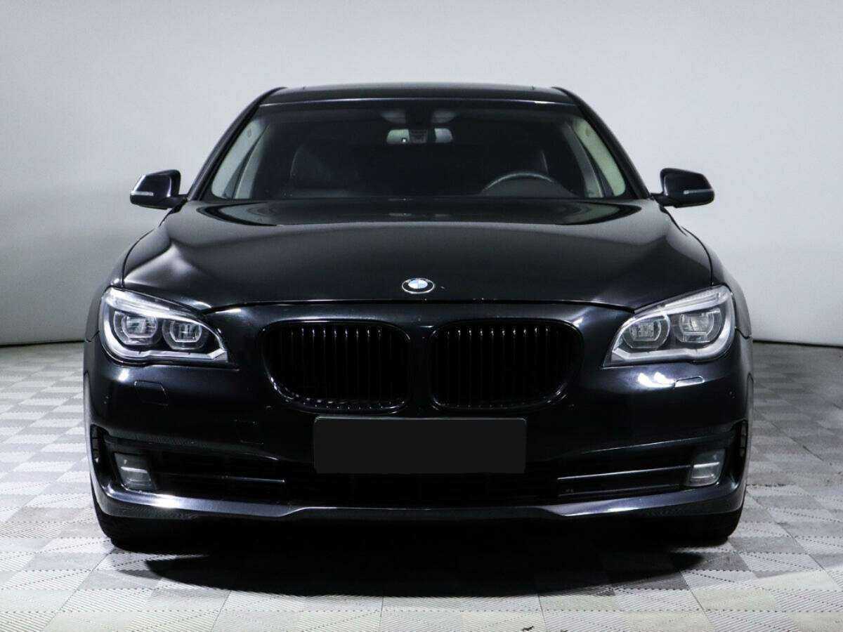 Купить BMW 7 серии с пробегом. Фото: #1
