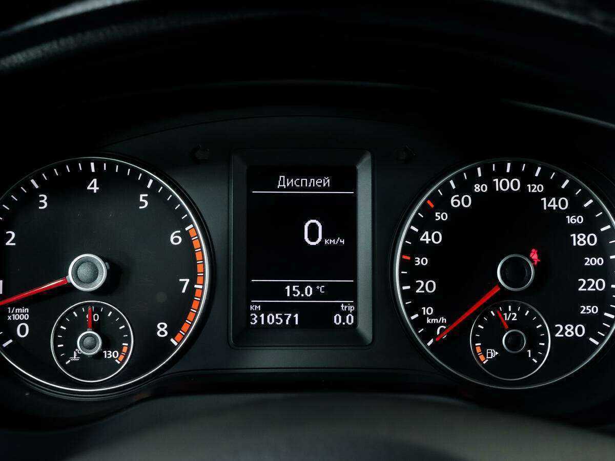 Купить Volkswagen Jetta с пробегом. Фото: #17