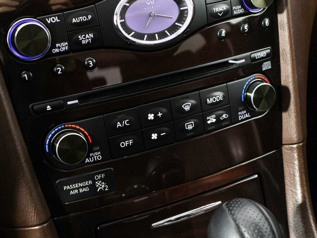 Купить Infiniti EX с пробегом. Фото: #21