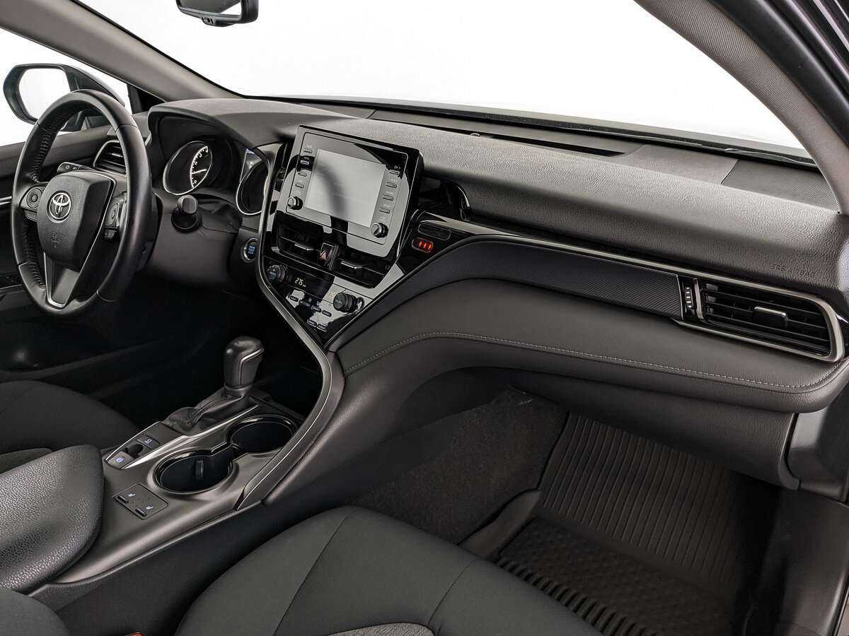 Купить Toyota Camry с пробегом. Фото: #8