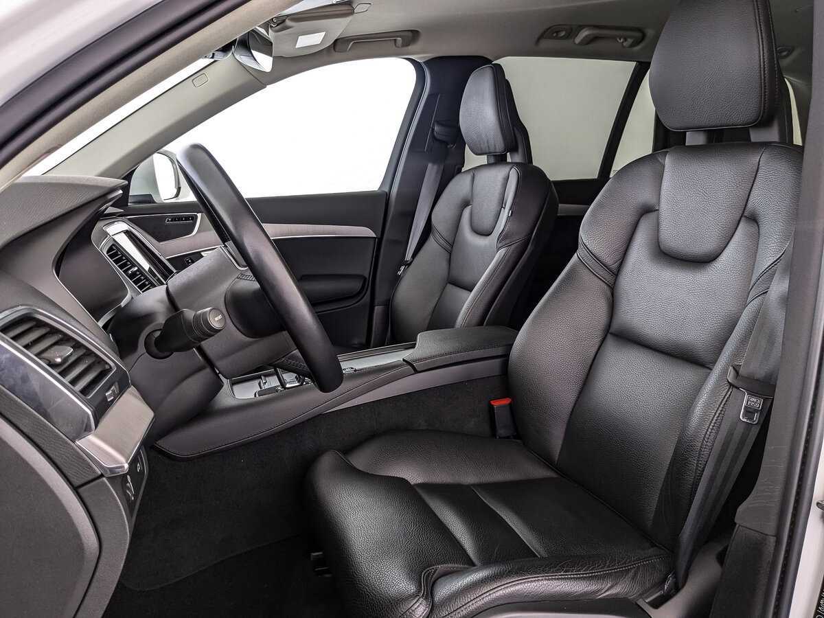 Купить Volvo XC90 с пробегом. Фото: #19