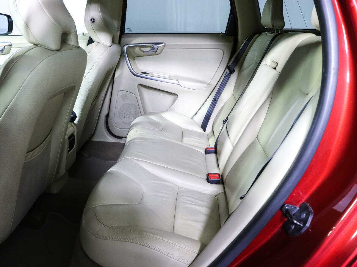 Купить Volvo XC60 с пробегом. Фото: #7