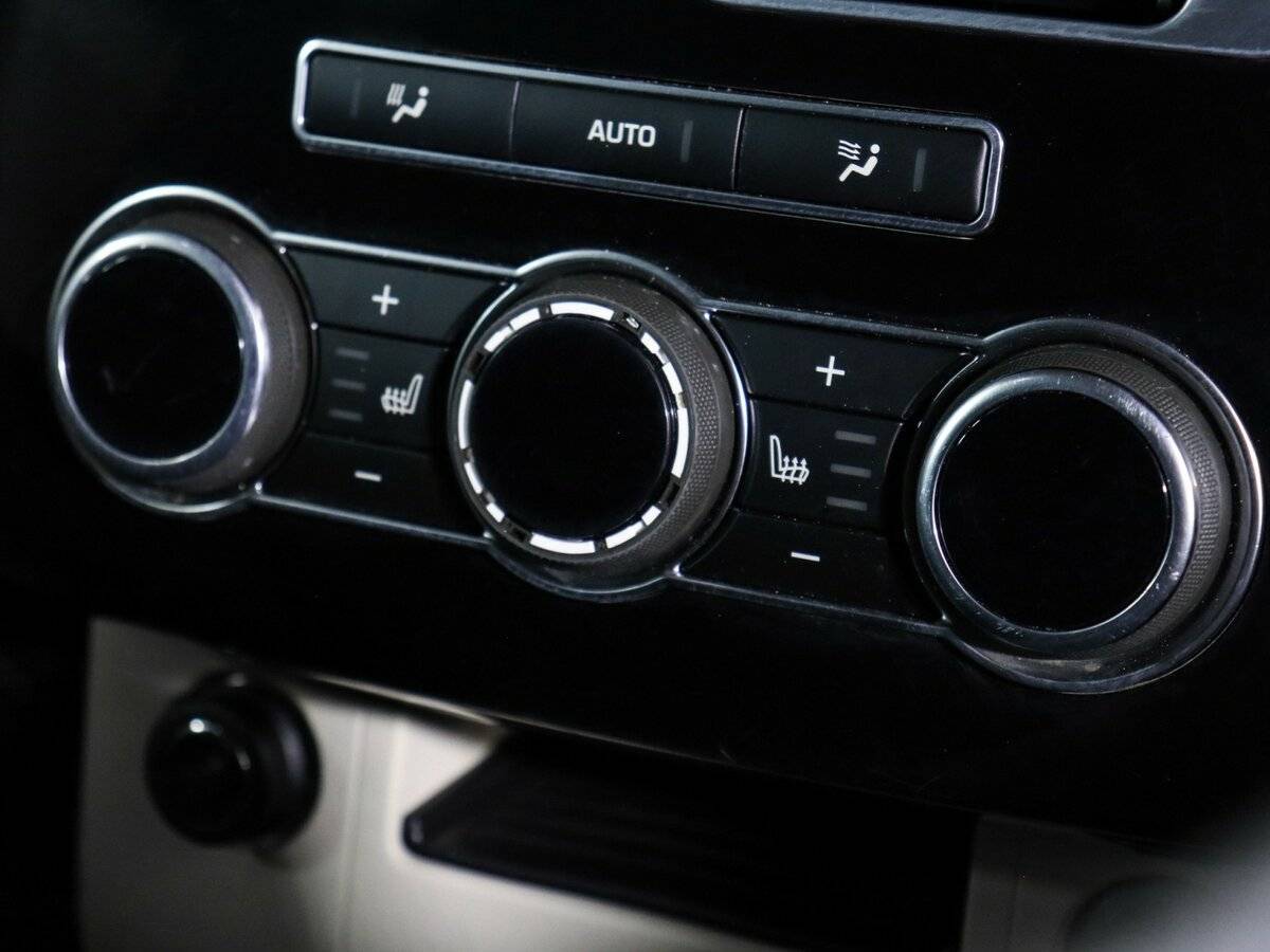 Купить Land Rover Range Rover с пробегом. Фото: #15