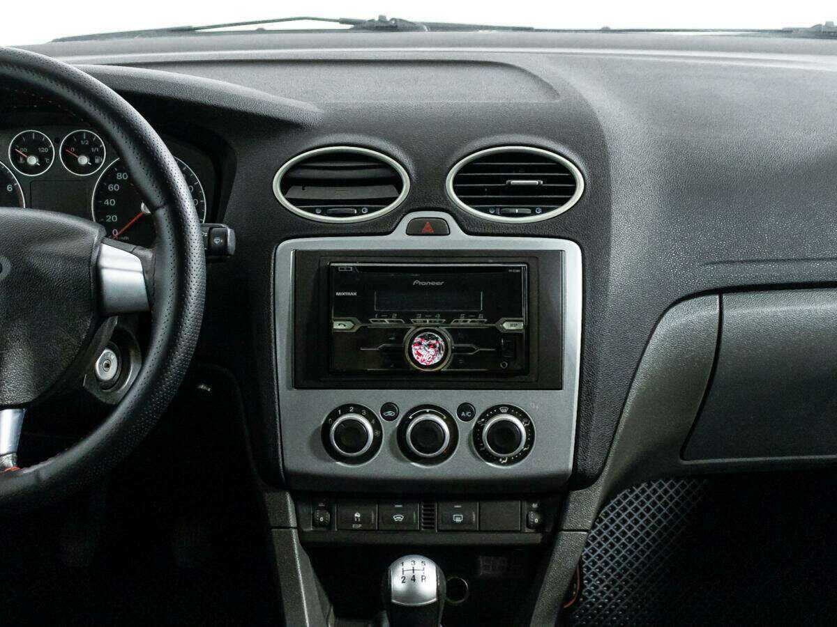 Купить Ford Focus с пробегом. Фото: #13