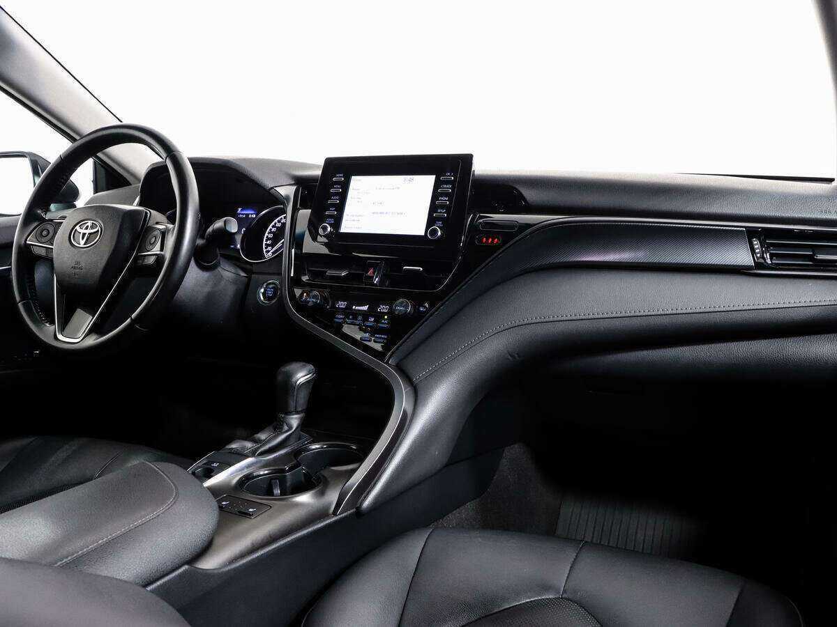 Купить Toyota Camry с пробегом. Фото: #8