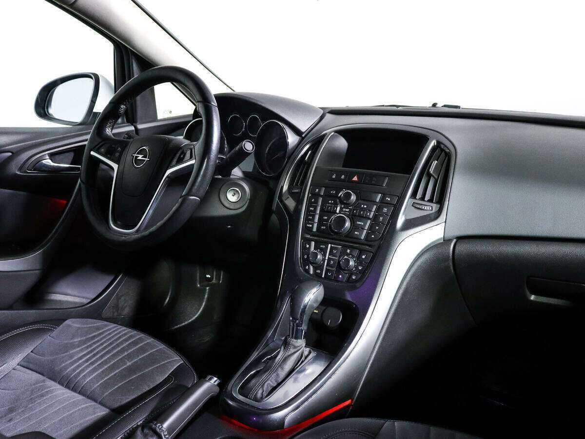 Купить Opel Astra с пробегом. Фото: #6