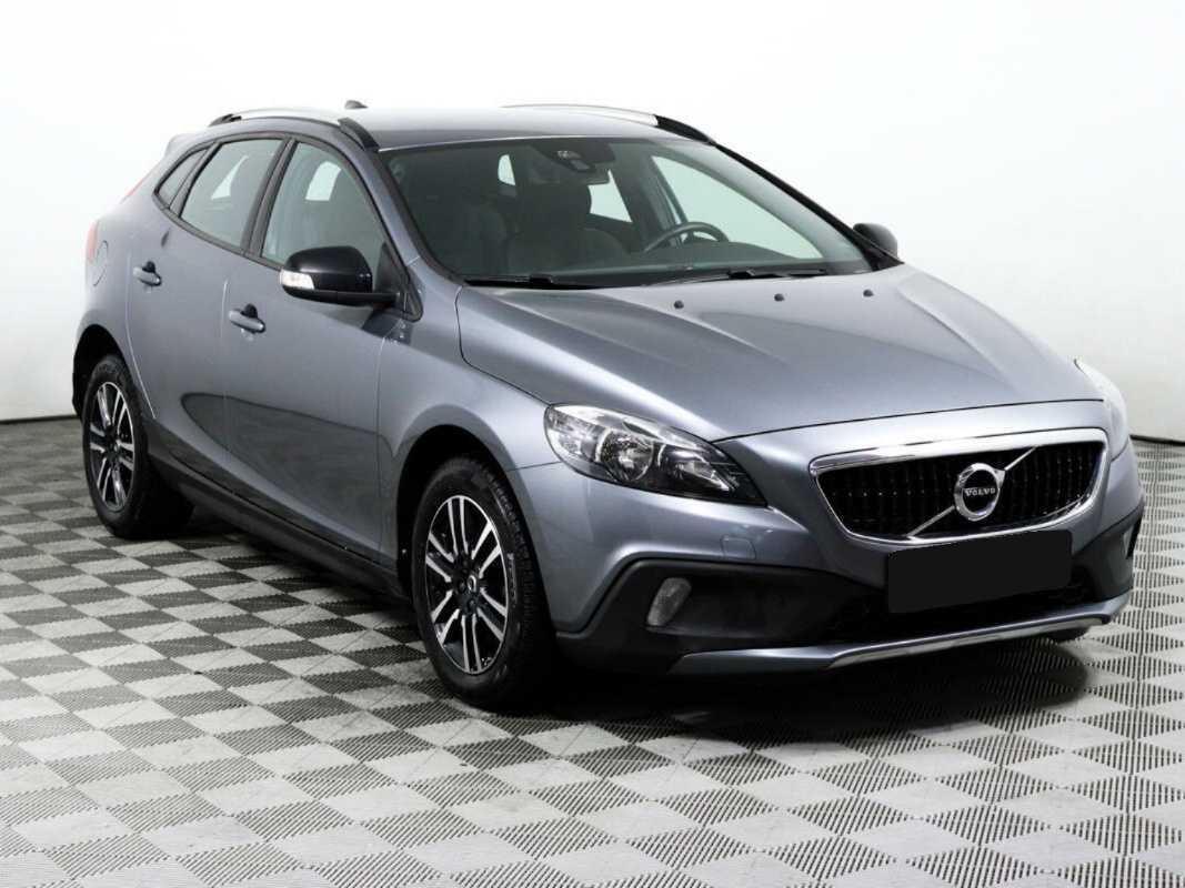 Купить Volvo V40 Cross Country с пробегом. Фото: #2