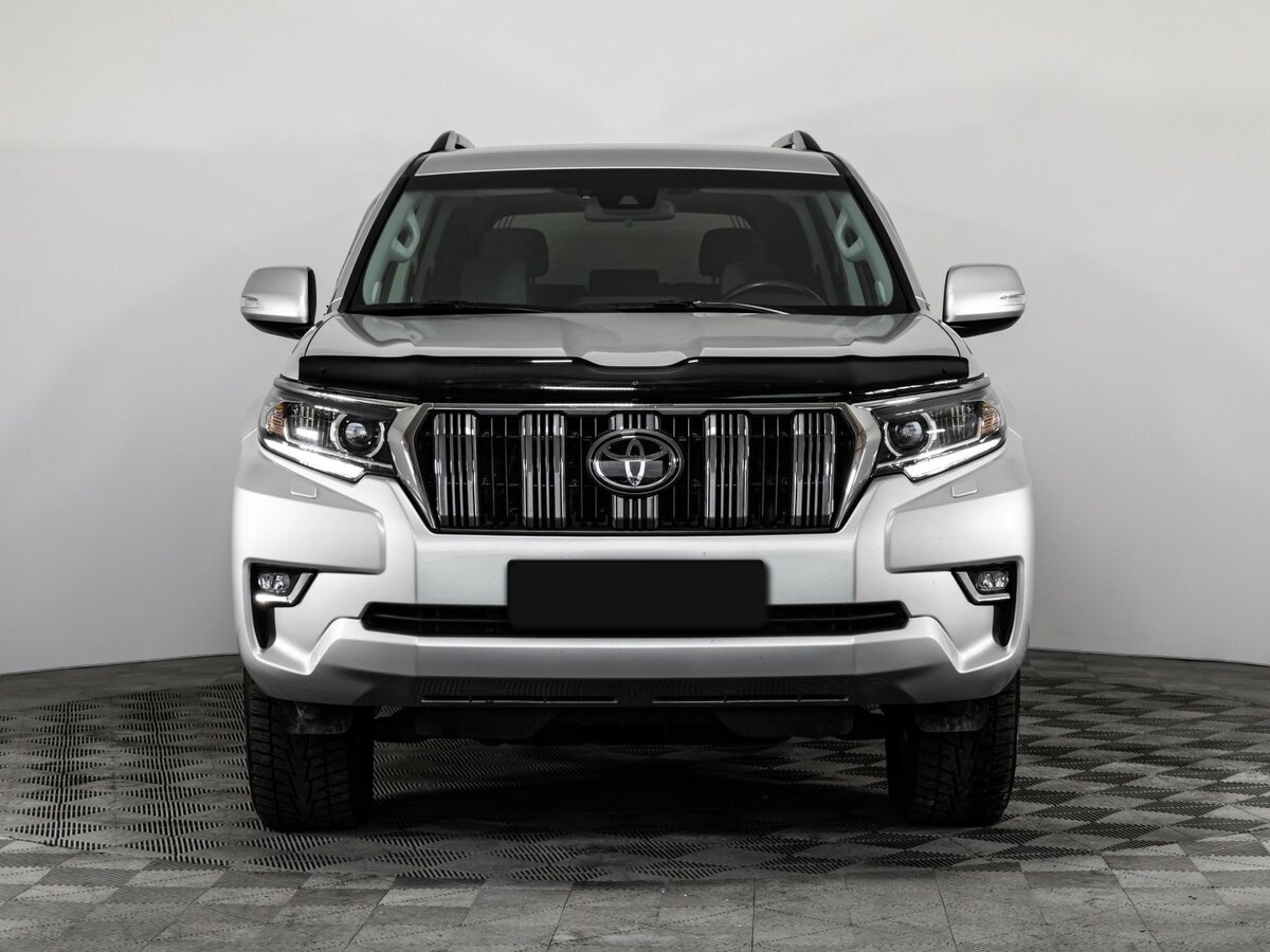 Купить Toyota Land Cruiser Prado с пробегом. Фото: #2