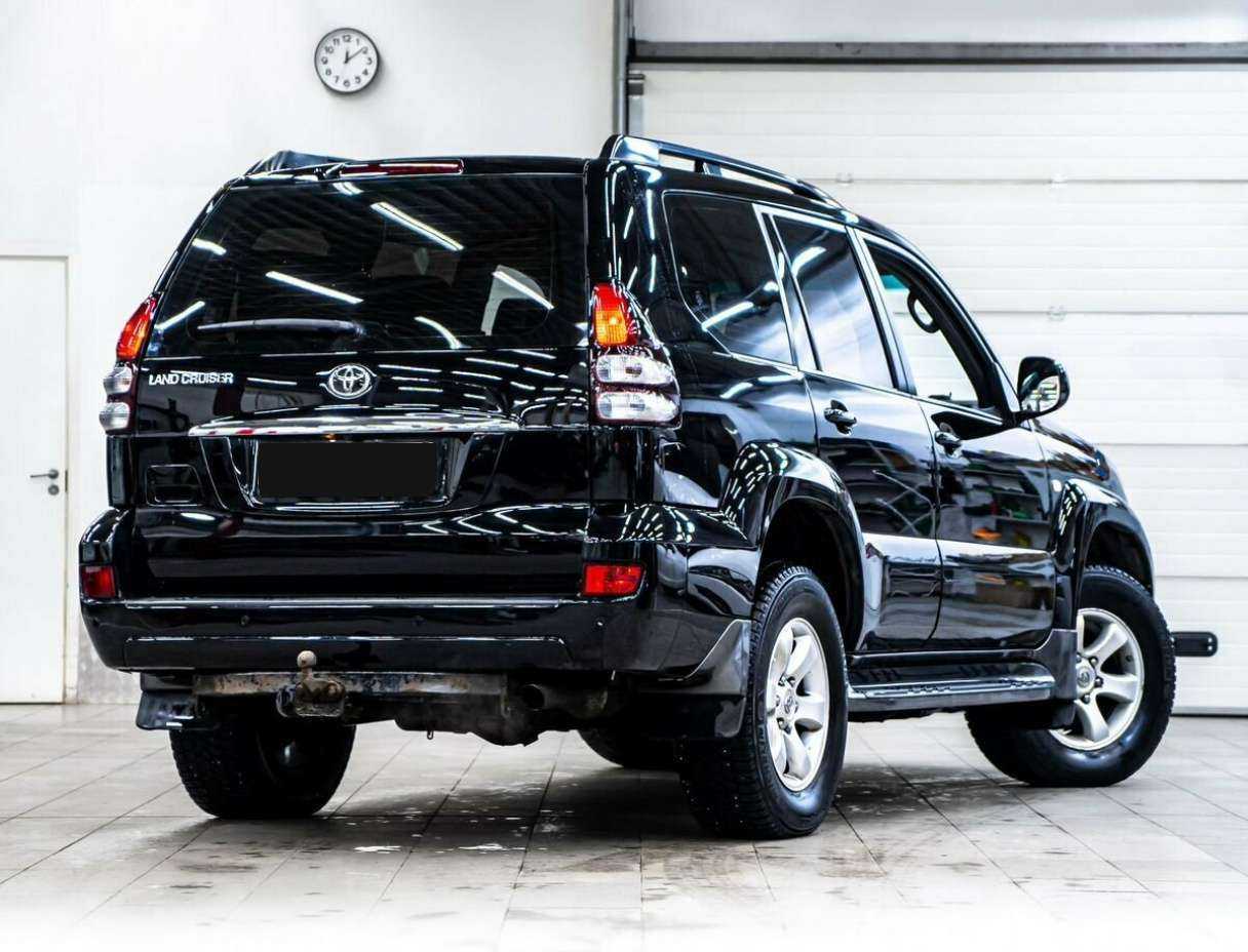 Купить Toyota Land Cruiser Prado с пробегом. Фото: #2
