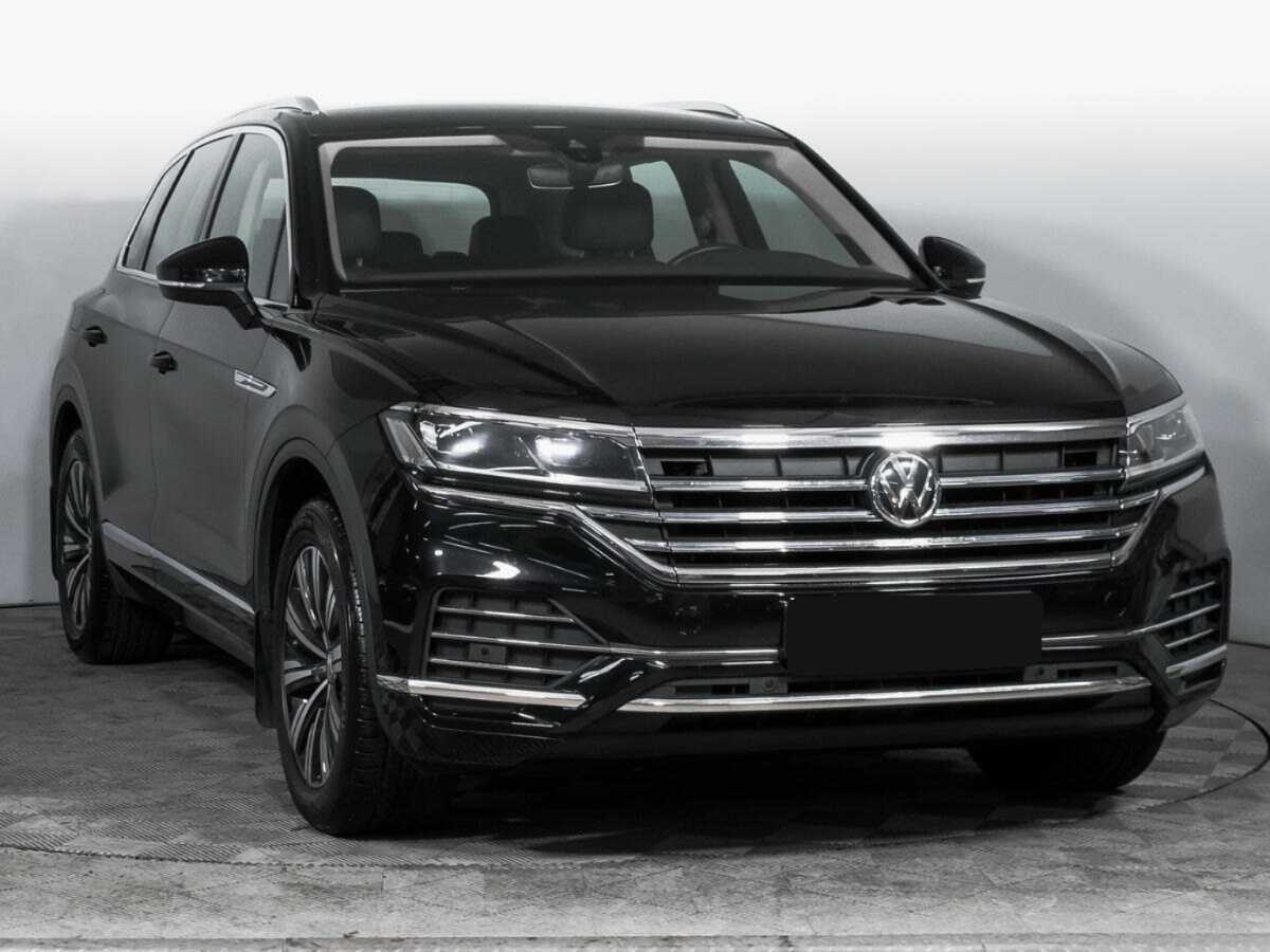 Купить Volkswagen Touareg с пробегом. Фото: #2