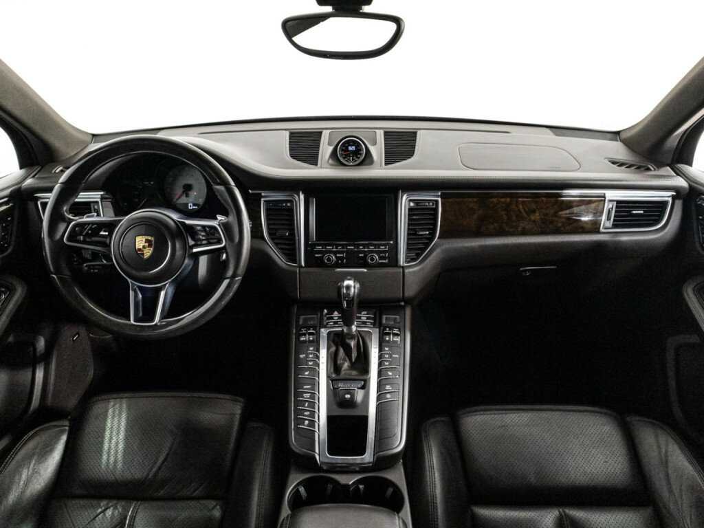 Купить Porsche Macan с пробегом. Фото: #12
