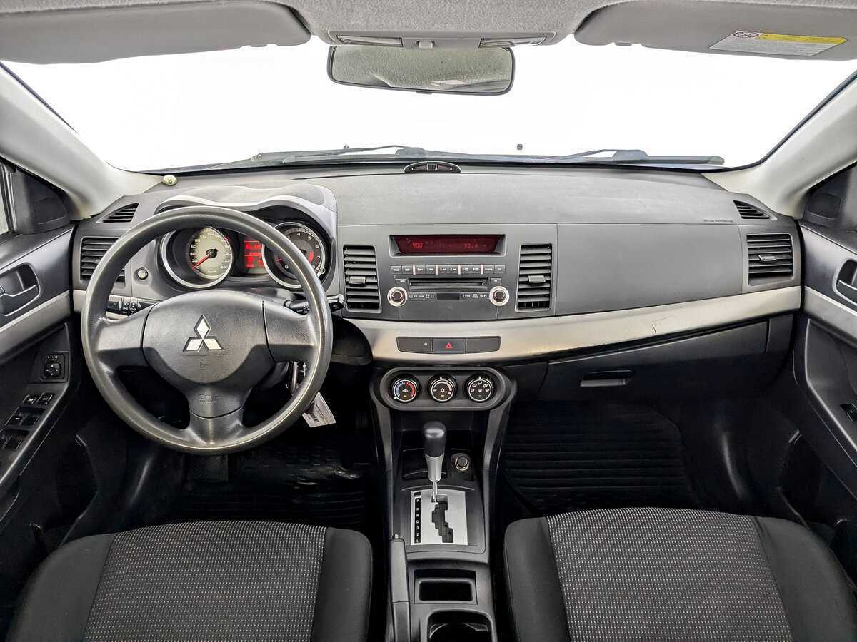 Купить Mitsubishi Lancer с пробегом. Фото: #12