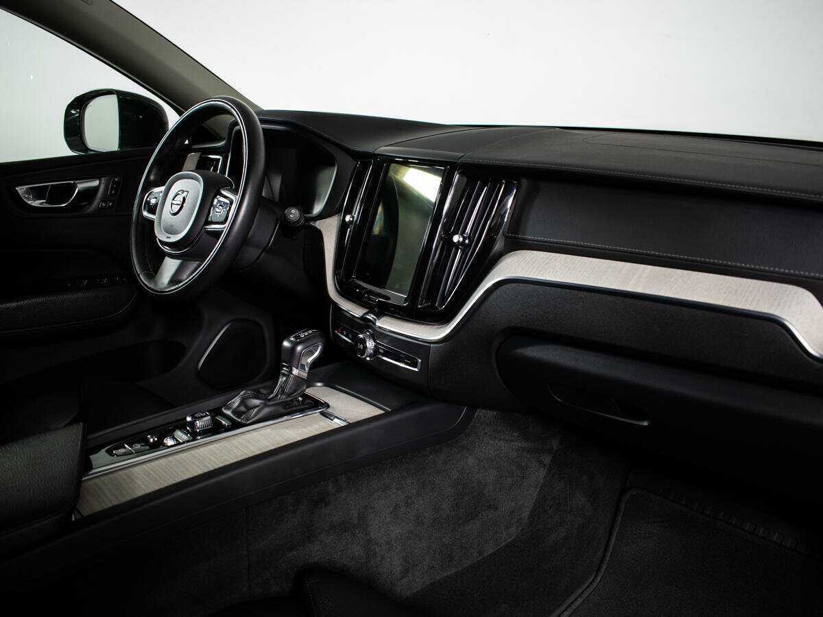 Купить Volvo XC60 с пробегом. Фото: #8