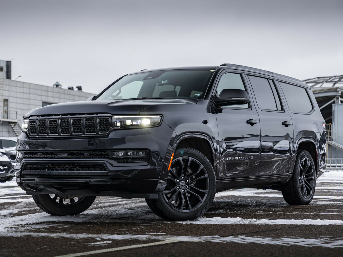 Купить Jeep Wagoneer с пробегом. Посмотреть фото