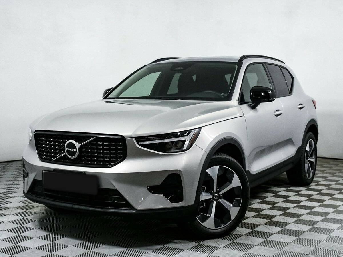 Купить Volvo XC40 с пробегом. Фото: #0