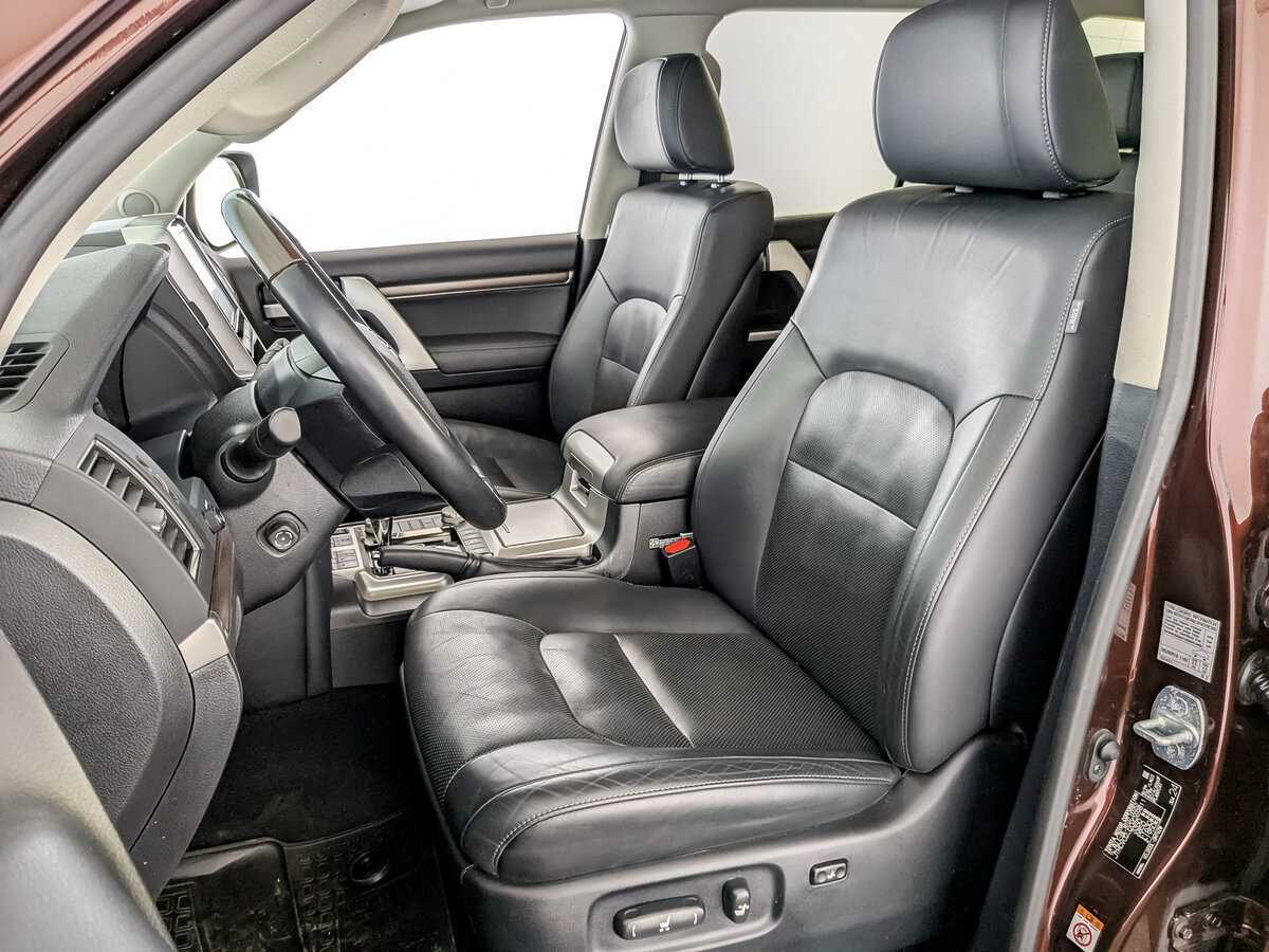 Купить Toyota Land Cruiser с пробегом. Фото: #19