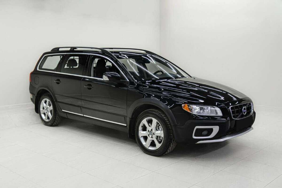 Купить Volvo XC70 с пробегом. Фото: #2