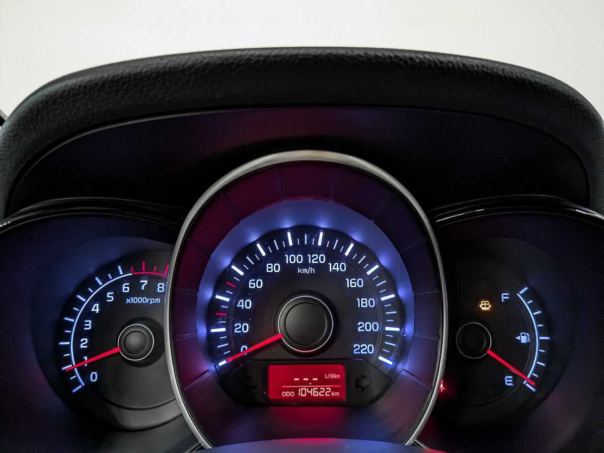 Купить Kia Rio с пробегом. Фото: #15