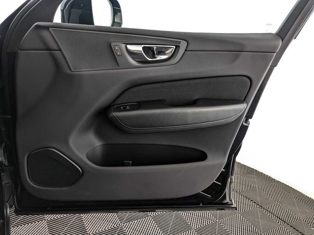 Купить Volvo XC60 с пробегом. Фото: #20