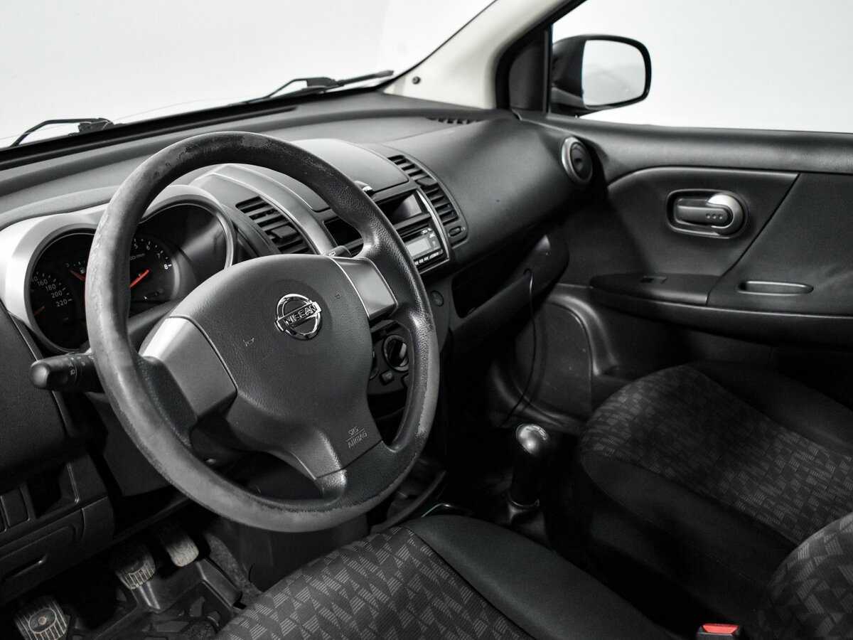 Купить Nissan Note с пробегом. Фото: #8