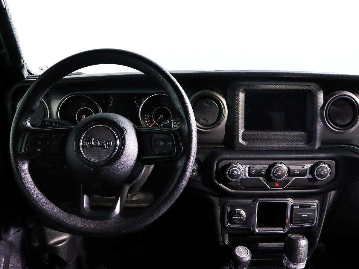 Купить Jeep Wrangler с пробегом. Фото: #10