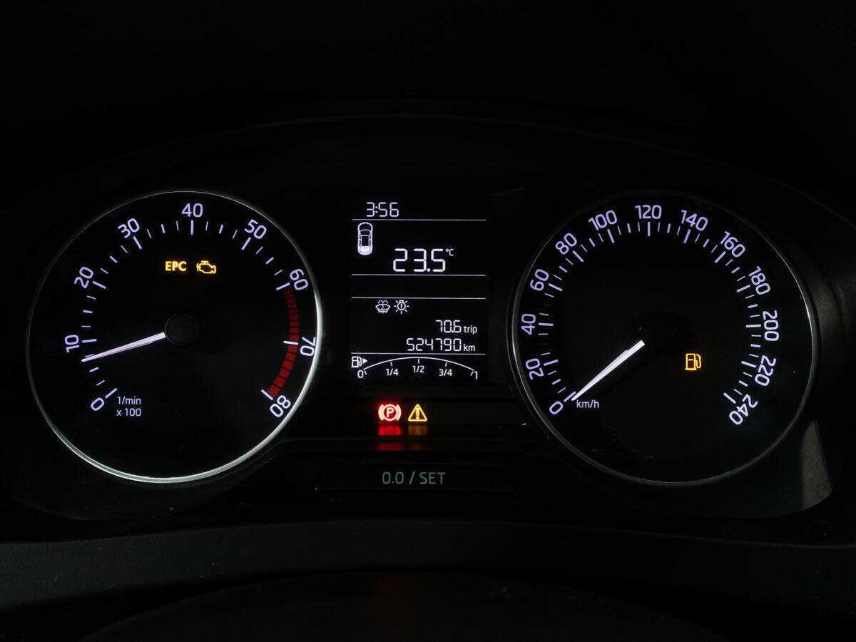 Купить Skoda Rapid с пробегом. Фото: #7