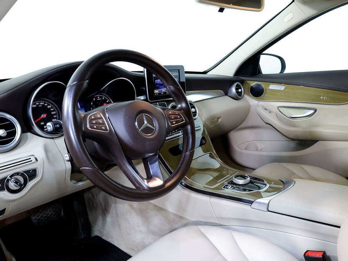 Купить Mercedes-Benz C-Класс с пробегом. Фото: #10