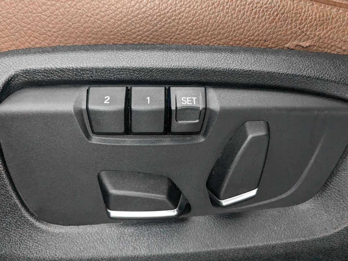 Купить BMW X5 с пробегом. Фото: #16