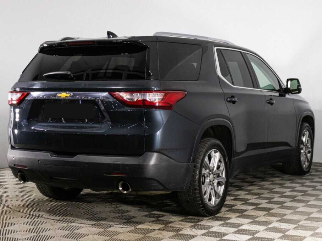Купить Chevrolet Traverse с пробегом. Фото: #4