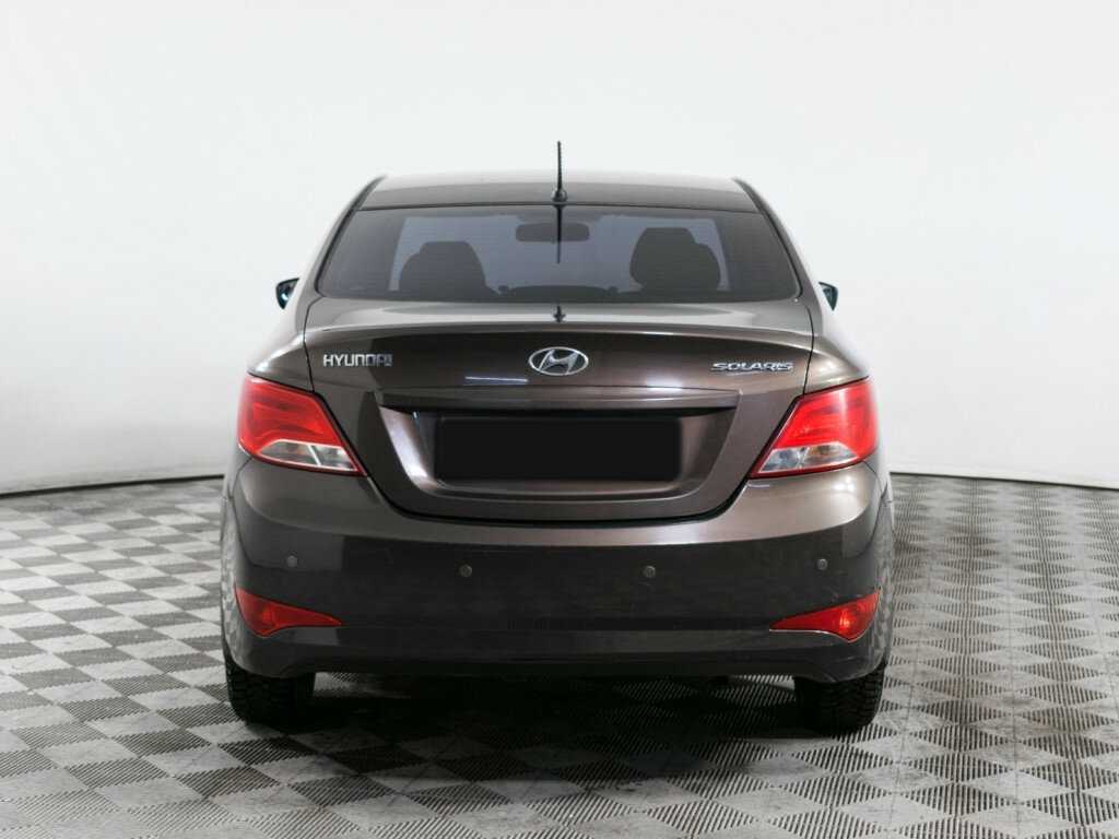 Купить Hyundai Solaris с пробегом. Фото: #4