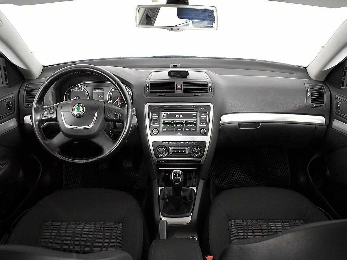Купить Skoda Octavia с пробегом. Фото: #9