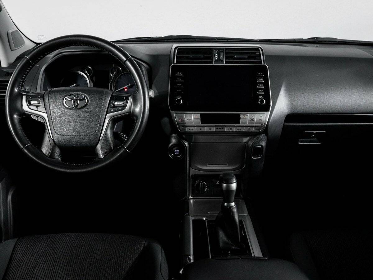 Купить Toyota Land Cruiser Prado с пробегом. Фото: #11
