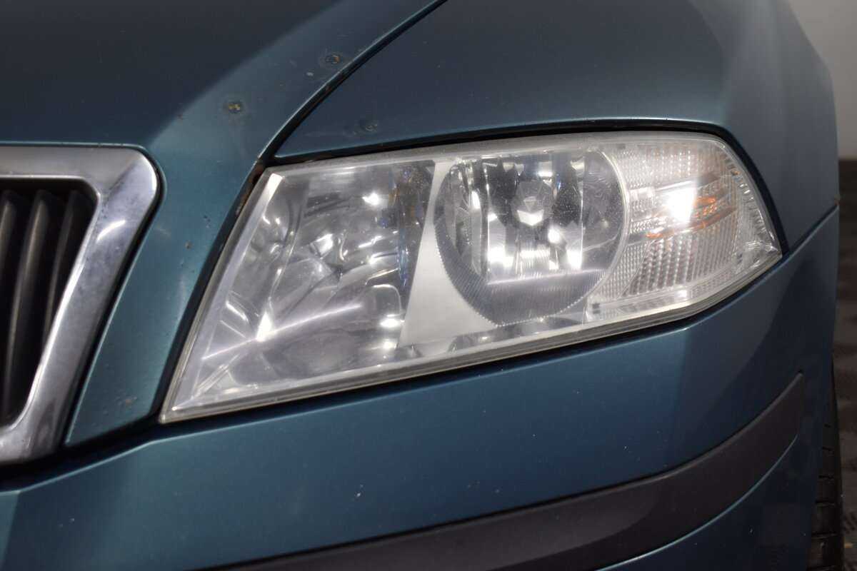 Купить Skoda Octavia с пробегом. Фото: #6