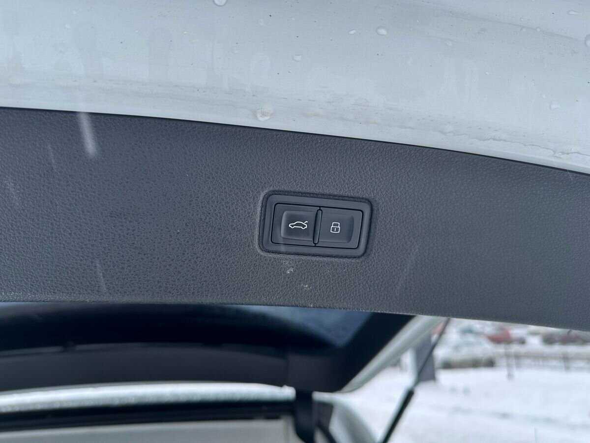 Купить Audi Q7 с пробегом. Фото: #24