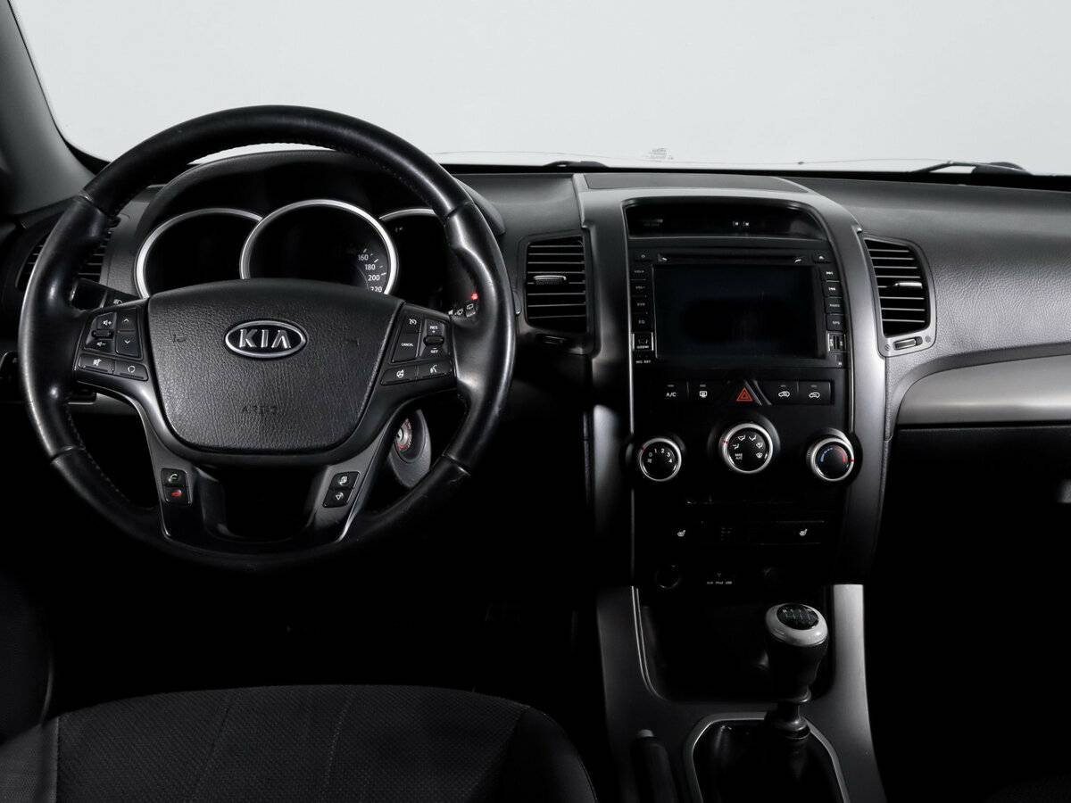 Купить Kia Sorento с пробегом. Фото: #11