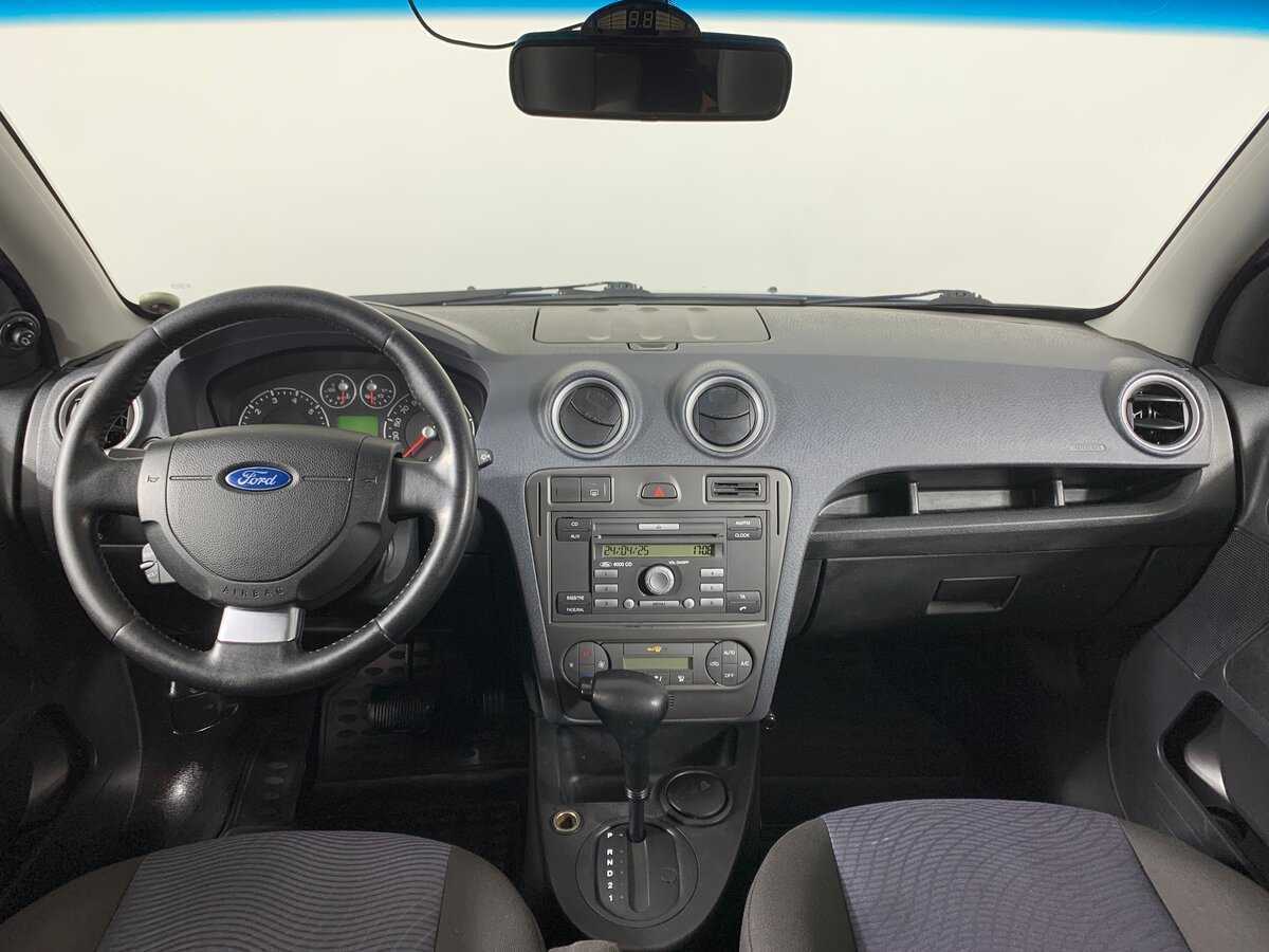 Купить Ford Fusion с пробегом. Фото: #12