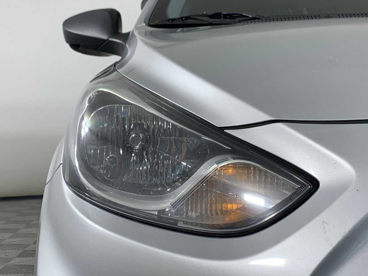 Купить Hyundai Solaris с пробегом. Фото: #7