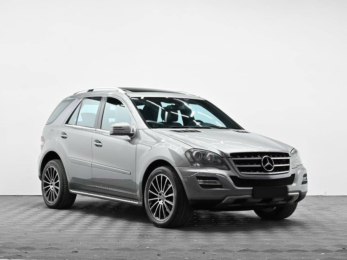 Купить Mercedes-Benz M-Класс с пробегом. Фото: #1