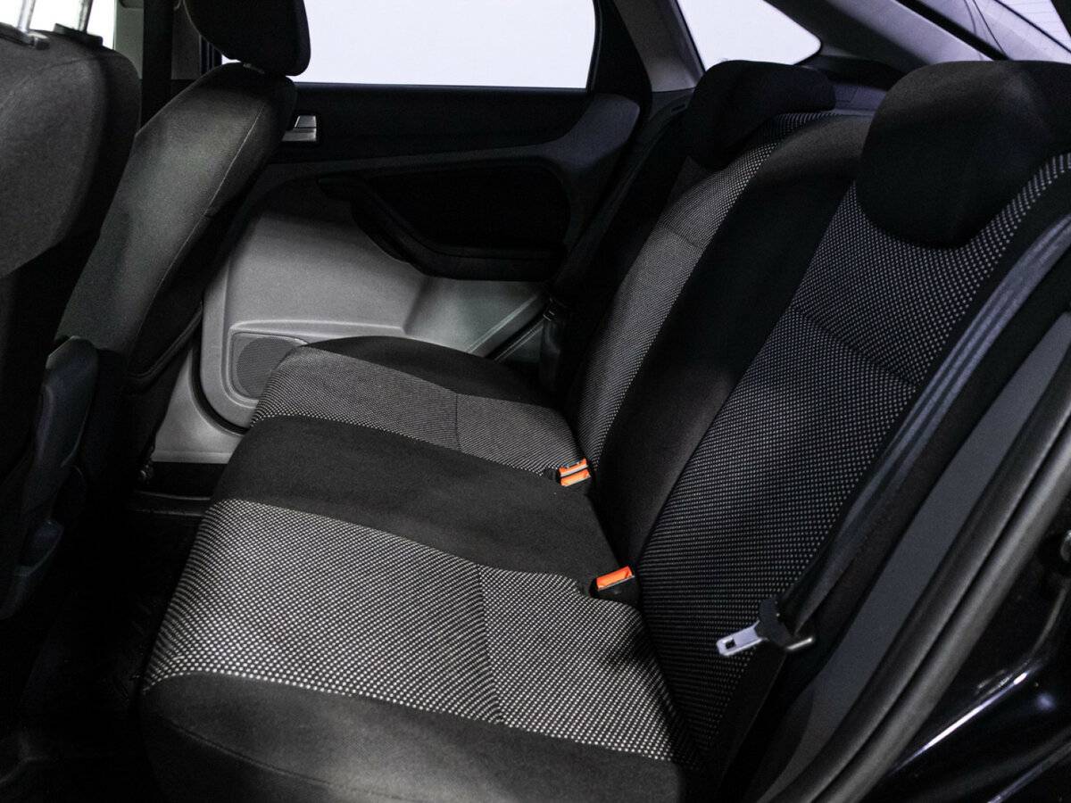 Купить Ford Focus с пробегом. Фото: #9