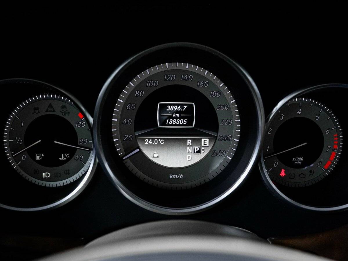 Купить Mercedes-Benz CLS с пробегом. Фото: #10