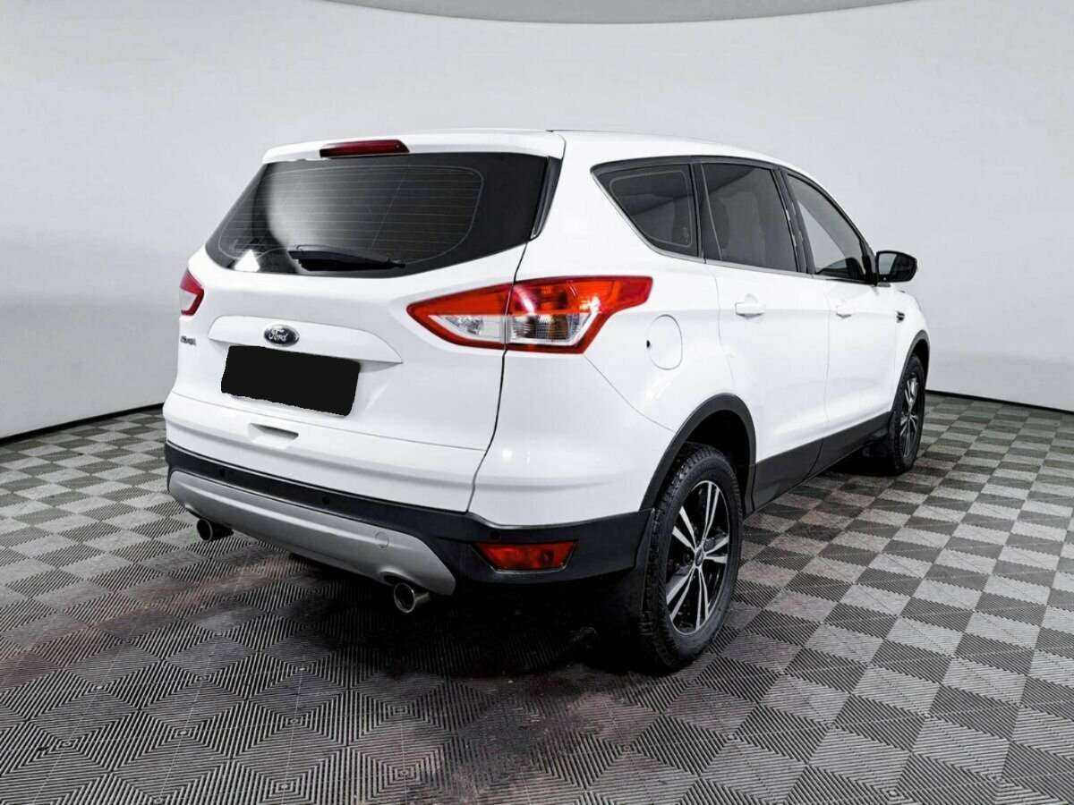 Купить Ford Kuga с пробегом. Фото: #4