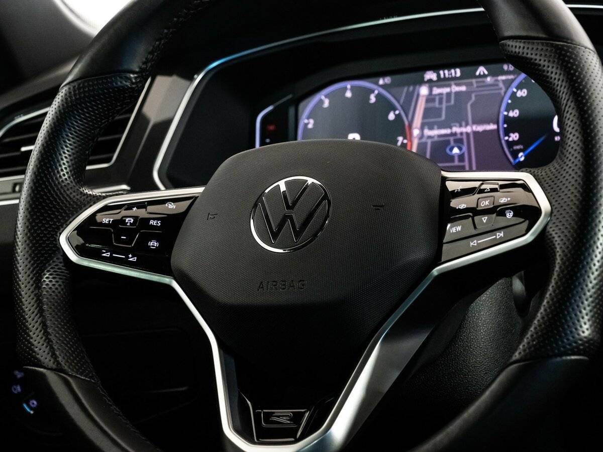 Купить Volkswagen Tiguan с пробегом. Фото: #10